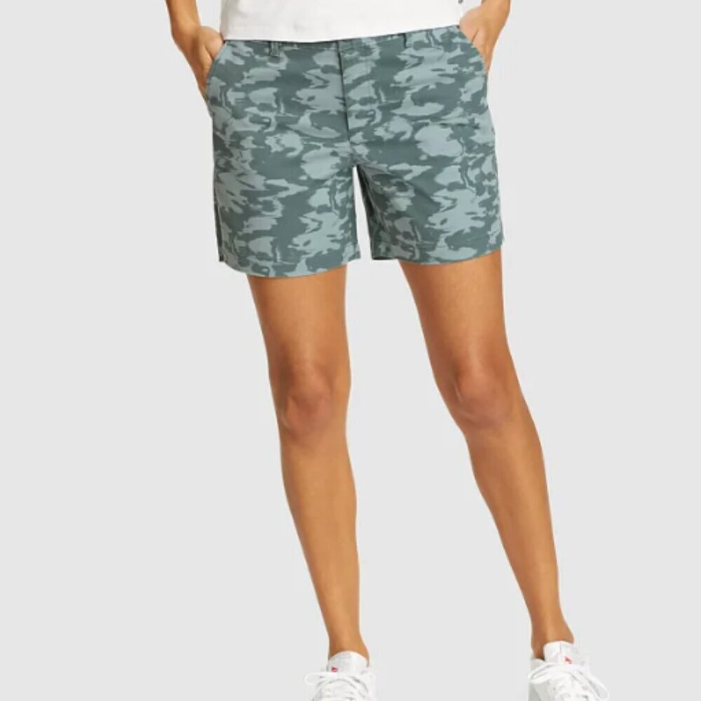 Eddie Bauer Green Camo Women's Shorts